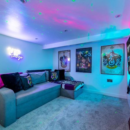 The Hogwarts Retreat - Cinema Room - Special May Offer - 25Th - 31St Watford  Luaran gambar