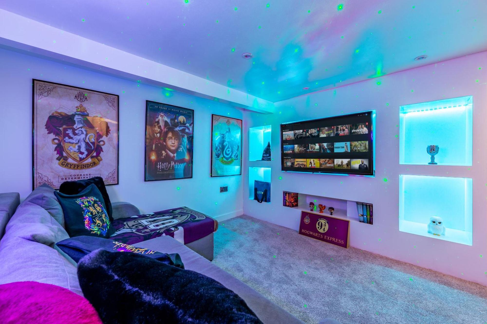 The Hogwarts Retreat - Cinema Room - Special May Offer - 25Th - 31St Watford  Luaran gambar